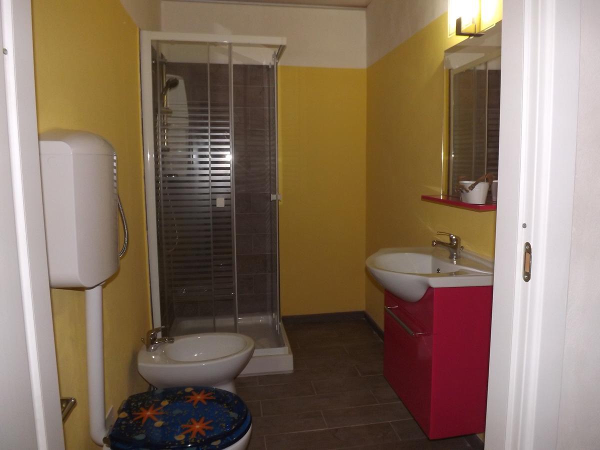 B&B Central Toma 2 Montecatini Terme Exterior photo