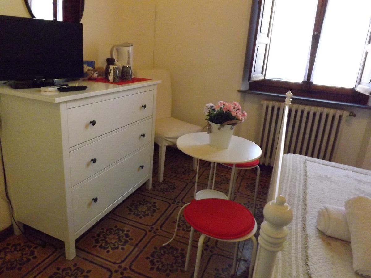 B&B Central Toma 2 Montecatini Terme Exterior photo